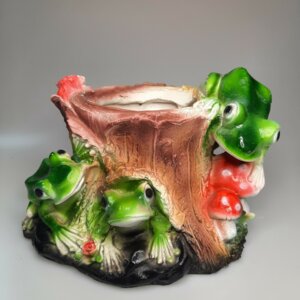 Кашпо "Три лягушки на пне" 10х13 см. Родники  Родники