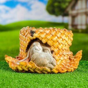 Кашпо "Шляпа с зайцем" 13х15 см. Родники  Родники